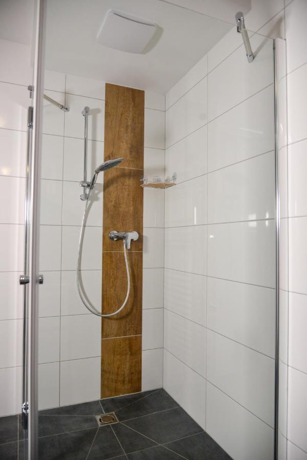 Alpine Appartement Top 8 By Aa Holiday Homes タウプリッツ エクステリア 写真